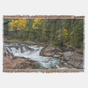 Yaak Fälle im Herbst im Kootenai National Decke