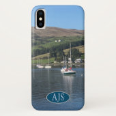 Yachten in einer Bucht in Schottland. Case-Mate iPhone Hülle (Rückseite)