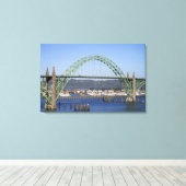 Yaquina Bay Bridge über die Yaquina Bay Leinwanddruck (Insitu (Holzboden))