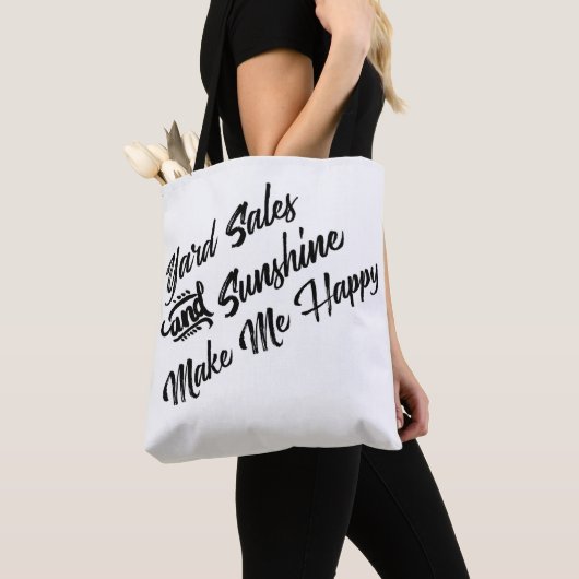 Yard-Verkäufe und Sonnenschein macht mich Tasche (Von Nahem)