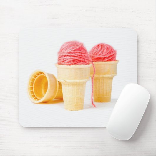 Yarn Ice Cream Cones Mousepad (Mit Mouse)