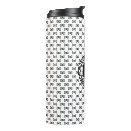 Yarn Skein Pattern mit Monogram ・ Crafts Thermosbecher (Nach links gedreht)