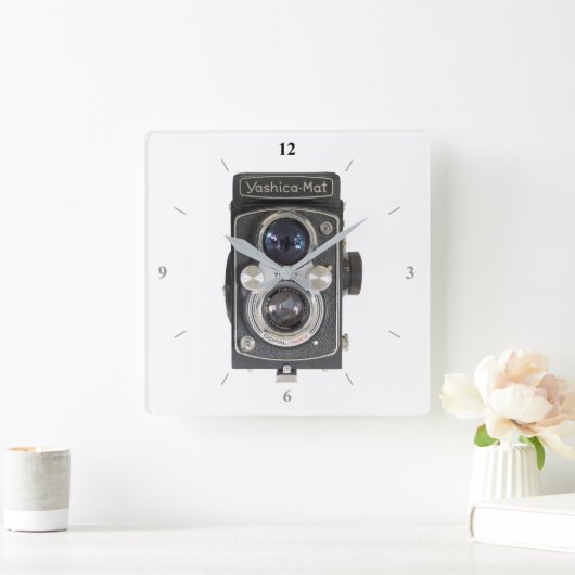 Yashica-Mat Quadratische Wanduhr (Zuhause)