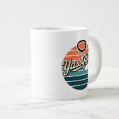 Yassified Retro Sunset Jumbo-Tasse (Vorderseite Rechts)