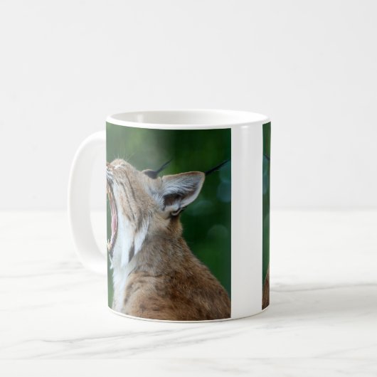 Yawning Bobcat Kaffeetasse (Vorderseite Links)