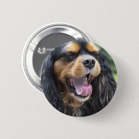 Yawning Cavalier King Charles Spaniel Button (Vorne & Hinten)
