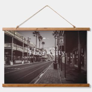 Ybor City Wandteppich Mit Holzrahmen