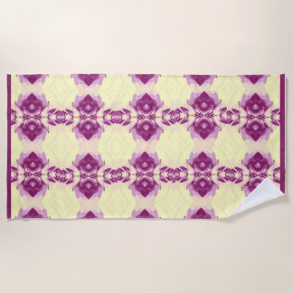 Yellow and pink flowery repete pattern strandtuch