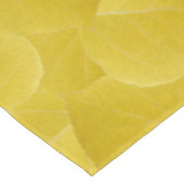 Yellow Aspen Leaf #5 Tischdecke (Schrägansicht)