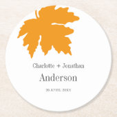 Yellow Autumn Maple Leaf Wedding Party Runder Pappuntersetzer (Vorderseite)
