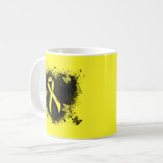 Yellow Awareness Ribbon Grunge Herz Kaffeetasse (Vorderseite Links)