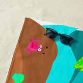 Yellow Baby Shark and Friends doo doo doo Strandtuch (Beispiel)