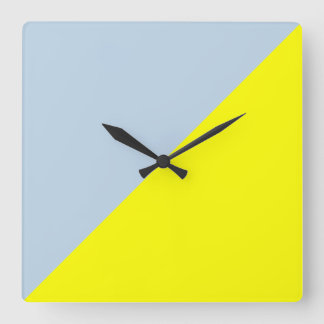 Yellow & Beau blue Solid Color Background Quadratische Wanduhr