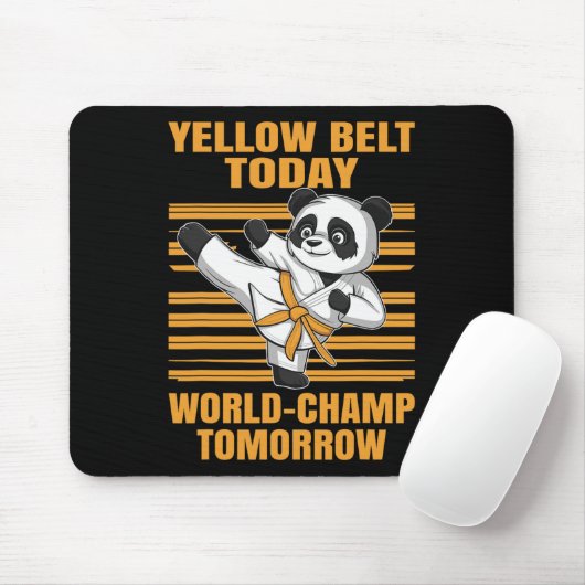 Yellow Belt Today World-champ Tomorrow Panda Karat Mousepad (Mit Mouse)