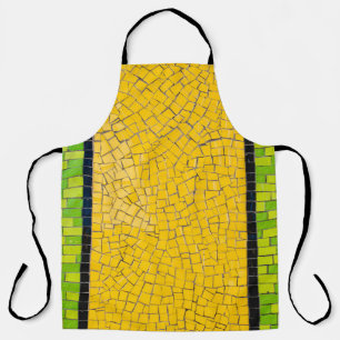 Yellow, black, and green brick wall planning schürze