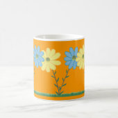 Yellow & Blue Daisy Flowers Custom Mugs Kaffeetasse (Mittel)
