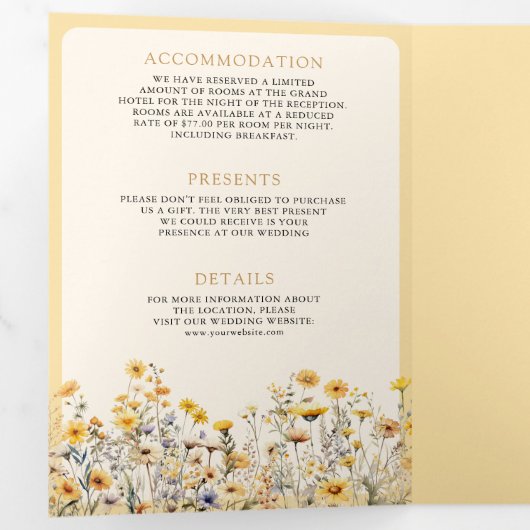 Yellow Boho Wildblume Foto QR Code Hochzeit Dreifach Gefaltete Einladung (Innen Erste Seite)