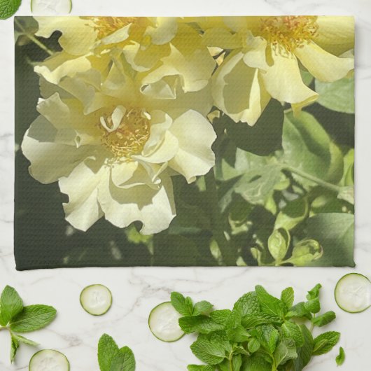 Yellow Botanical Flowers Geschirrtuch (Gefaltet)