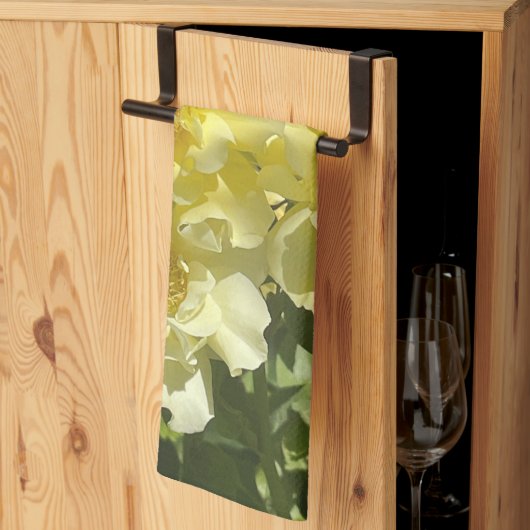 Yellow Botanical Flowers Geschirrtuch (Drittel gefaltet)