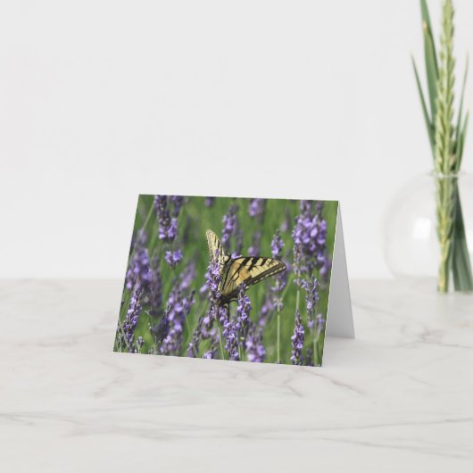 Yellow Butterfly Alighting Lavendel Note Card Dankeskarte (Vorderseite)
