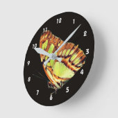 Yellow Butterfly Nature Runde Wanduhr (Winkel)