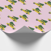 Yellow Cab Taxi Fir Tree Pattern Pink Christmasr Geschenkpapier (Ecke)