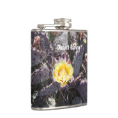 Yellow cactus flower in spring flachmann (Rechts)