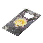 Yellow cactus flower in spring geldbeutel flaschenöffner (Rückseite Schrägansicht)