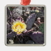 Yellow cactus flower in spring ornament aus metall (Vorne)