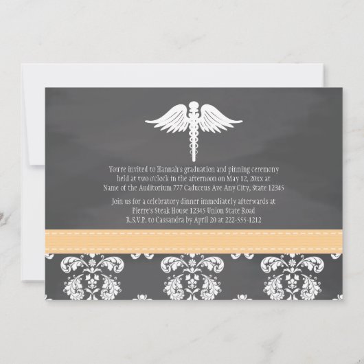 Yellow Chalkboard Nursing School Abschluss Einladung (Rückseite)