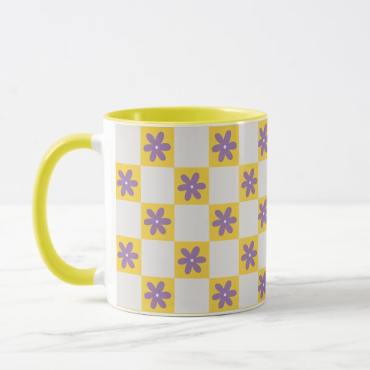 Yellow Checkerboard Floral Pattern – Purple Daisy Tasse (Links)