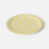 Yellow Checkerboard Pappteller (Schrägansicht)
