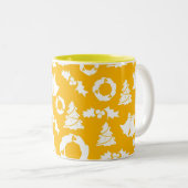 Yellow Christmas Pattern Zweifarbige Tasse (VorderseiteRechts)