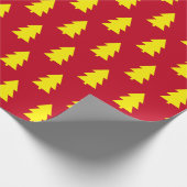 Yellow Christmas Trees Red Geschenkpapier (Ecke)