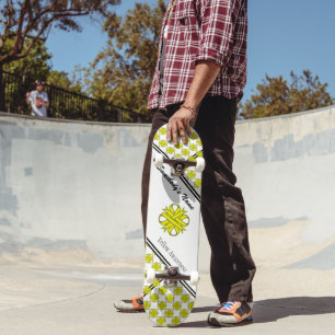 Yellow Clover Ribbon von Kenneth Yoncich Skateboard