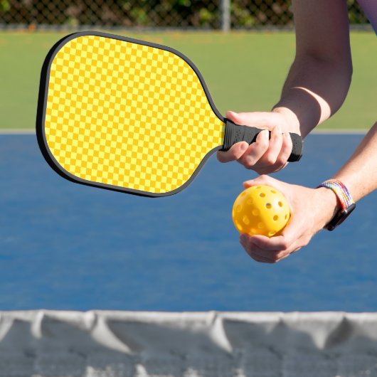 Yellow Combination Checkerboard von ShirleyTaylor Pickleball Schläger (InSitu)