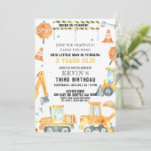 Yellow Construction Trucks Boy Birthday Party Einladung (Stehend Vorderseite)