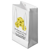 Yellow D20 Dice Wedding Gift Bag Kleine Geschenktüte (Vorderseite Schrägansicht)