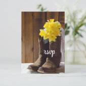 Yellow Daffodils Cowboy Boots Western Wedding RSVP Karte (Stehend Vorderseite)