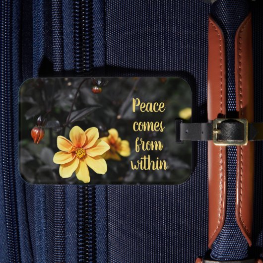 Yellow Dahlia Blume Wisley Gardens Motivierend Gepäckanhänger (Vorderseite Insitu 4)