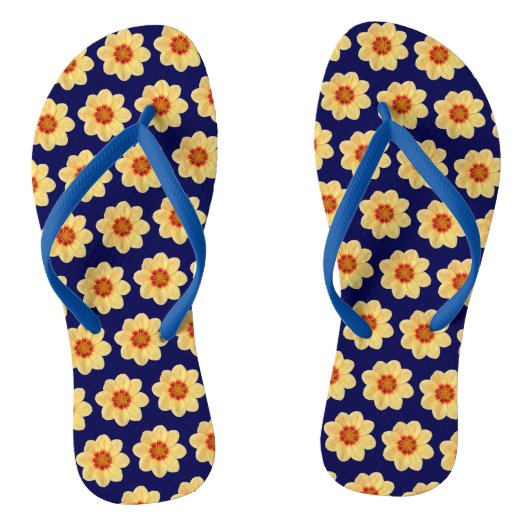 Yellow Dahlia Floral Pattern on Blue Badesandalen (Fußbett)