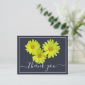 Yellow Daisies farbenfrohe Navy Hintergrund Vielen Postkarte (Stehend Vorderseite)