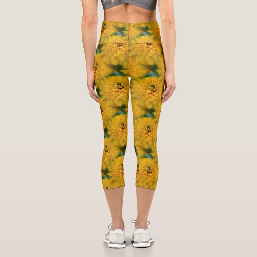 Yellow Daisy Blume Nattern Pattern Capri Leggings (Rückseite)