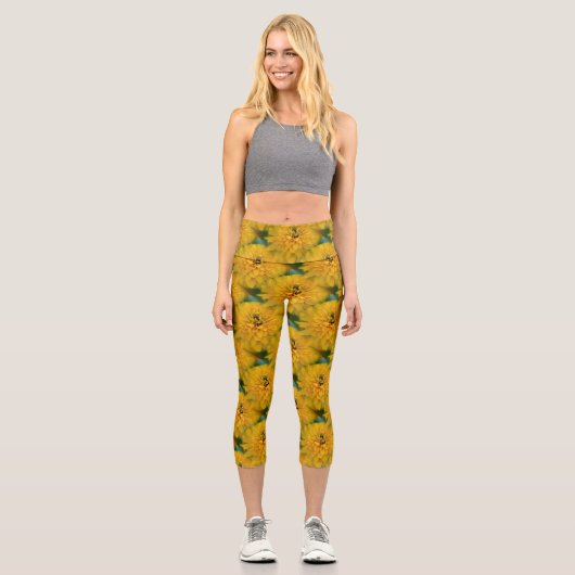 Yellow Daisy Blume Nattern Pattern Capri Leggings (Vorderseite)