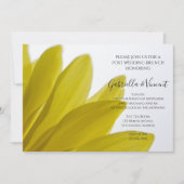 Yellow Daisy Blume Petals Post Wedding Brunch Einladung (Vorderseite)