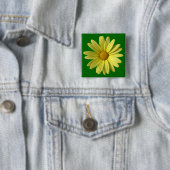 Yellow Daisy Button (Beispiel)