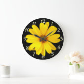 Yellow Daisy Große Wanduhr (Zuhause)
