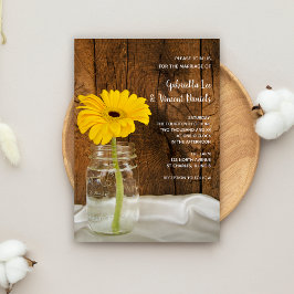 Yellow Daisy in Mason Jar Country Barn Wedding Einladung