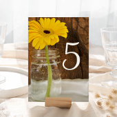Yellow Daisy in Mason Jar Wedding Tischnummern