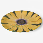 Yellow Daisy Let's Celebrate Pappteller (Schrägansicht)